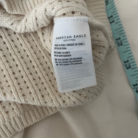 American Eagle Crochet Cream Long Sleeve Crop Size Small - Picture 3 of 7